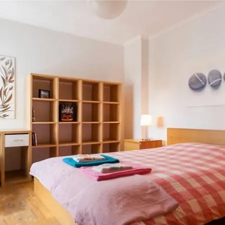 Lisbon City Beach & Business Διαμέρισμα Alges